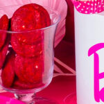 「Barbie Hilton Fukuoka Sae Hawkスイーツビュッフェ」税込み5,500円（サービス料含む）。
